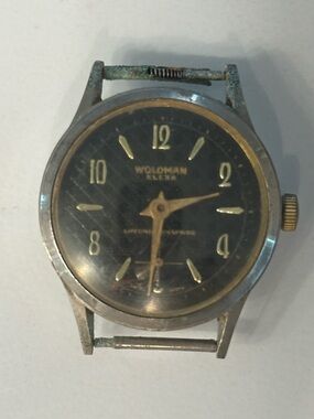 Men’s Black Dial Wristwatch with Gold Accents